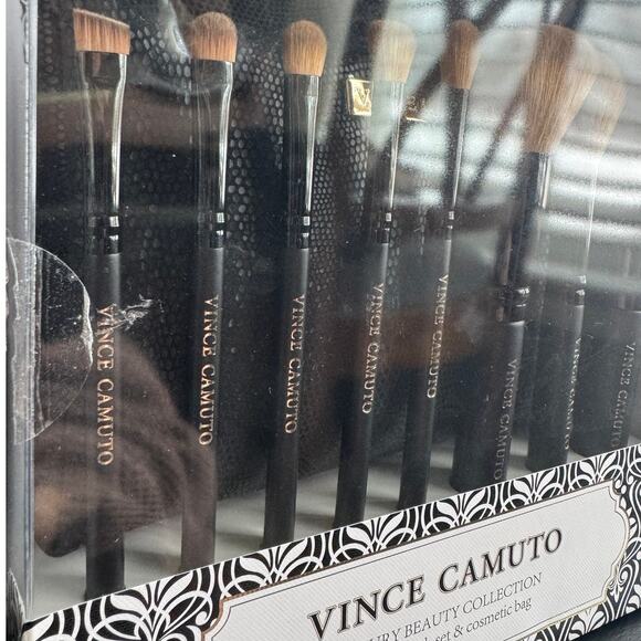 Vince Camuto Luxury Beauty Collection 8 Piece Brush Set & Cosmetic Bag Gift Box - Picture 5 of 9